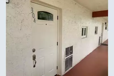 9300 N Hollybrook Lake Drive S #304, Pembroke Pines, FL 33025 - Photo 21