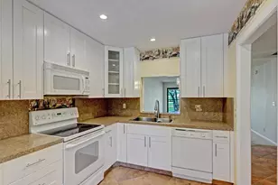2910 SW 22nd Cir, Delray Beach, FL 33445 - Photo 15