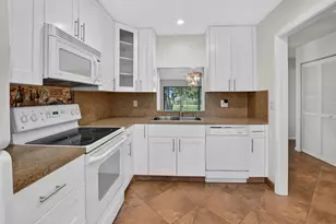2910 SW 22nd Cir, Delray Beach, FL 33445 - Photo 5