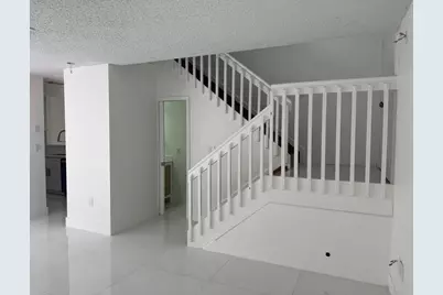 4421 SW 72nd Terrace, Davie, FL 33314 - Photo 9