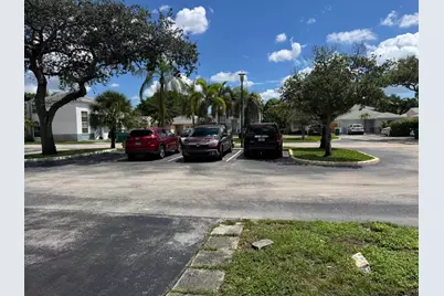 4421 SW 72nd Terrace, Davie, FL 33314 - Photo 3