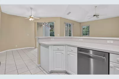 6305 NW 43rd Terrace, Coconut Creek, FL 33073 - Photo 9