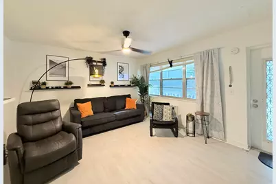 543 Durham S #543, Deerfield Beach, FL 33442 - Photo 5