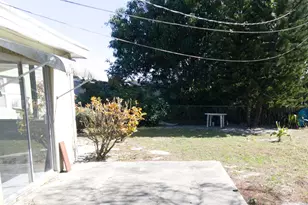 5308 Marcia Pl, West Palm Beach, FL 33407 - Photo 9