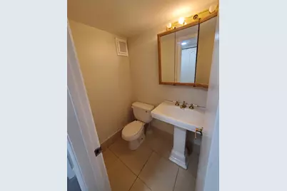 90 Andover D, West Palm Beach, FL 33417 - Photo 9