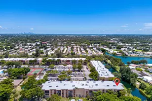8260 SW 24th St, North Lauderdale, FL 33068 - Photo 9