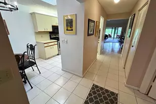 10058 Laurelwood Pl, Boynton Beach, FL 33437 - Photo 3