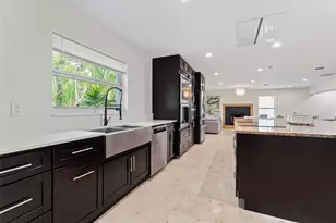 50 NW 5th Ave, Boca Raton, FL 33432 - Photo 3