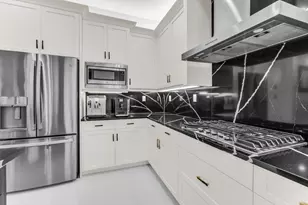 9285 Mountain Pne Grv, Boynton Beach, FL 33473 - Photo 9