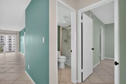 2731 NE 14th St Causeway #702, Pompano Beach, FL 33062 - Photo 9