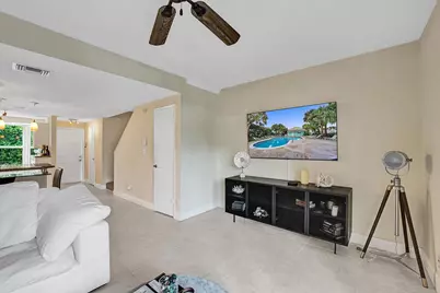 2571 NE 15th Street, Pompano Beach, FL 33062 - Photo 19