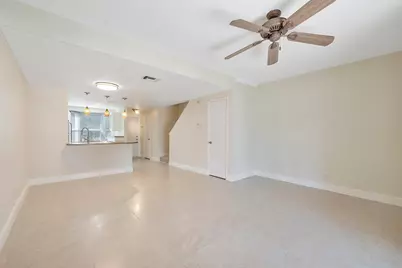 2571 NE 15th Street, Pompano Beach, FL 33062 - Photo 15