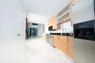 60 SW 13th St, Miami, FL 33130 - Photo 7