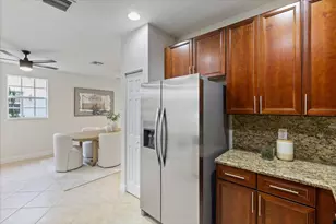 9717 Darlington Pl, Cooper City, FL 33328 - Photo 7