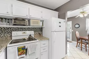 159 Newport J, Deerfield Beach, FL 33442 - Photo 11