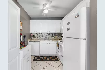 159 Newport J, Deerfield Beach, FL 33442 - Photo 9