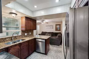 418 Declaration Dr, Orlando, FL 32809 - Photo 11
