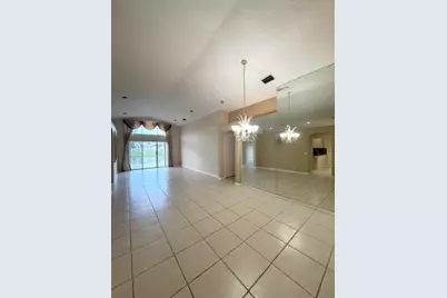 5374 Oakmont Village Circle, Lake Worth, FL 33463 - Photo 5