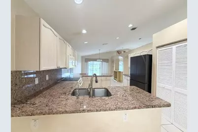 5374 Oakmont Village Circle, Lake Worth, FL 33463 - Photo 7