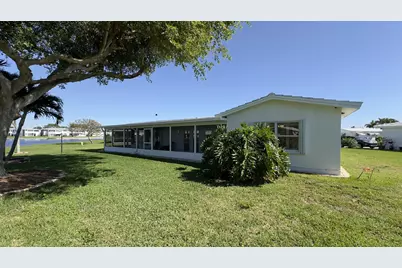 1108 W Ocean Avenue, Boynton Beach, FL 33426 - Photo 9