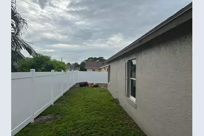 1111 Douglass Avenue, West Palm Beach, FL 33401 - Photo 3