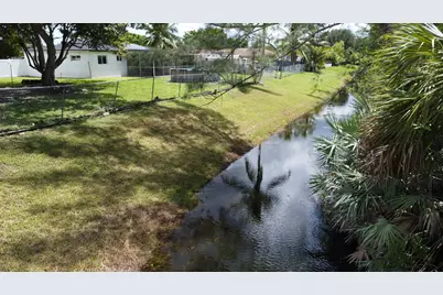 22047 Caldera Avenue, Boca Raton, FL 33428 - Photo 9