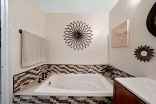 145 Essex Rd, Hollywood, FL 33024 - Photo 19