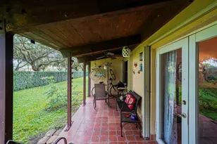 145 Essex Rd, Hollywood, FL 33024 - Photo 29