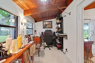 145 Essex Rd, Hollywood, FL 33024 - Photo 23