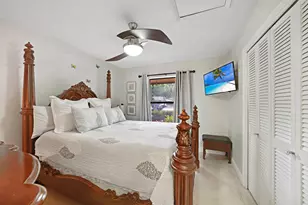 145 Essex Rd, Hollywood, FL 33024 - Photo 13