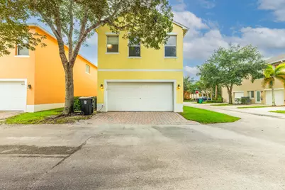 2155 SE Casselberry Drive, Port Saint Lucie, FL 34952 - Photo 3