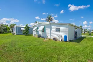 212 NE Forrest Ct, Jensen Beach, FL 34957 - Photo 35