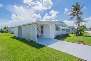 212 NE Forrest Ct, Jensen Beach, FL 34957 - Photo 5