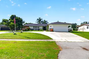 7866 St Andrews Rd, Lake Worth, FL 33467 - Photo 3