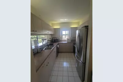 200 Uno Lago Drive #405, Juno Beach, FL 33408 - Photo 3