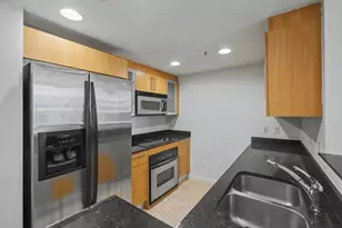 335 S Biscayne Blvd, Miami, FL 33131 - Photo 5