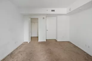 335 S Biscayne Blvd, Miami, FL 33131 - Photo 15