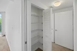 335 S Biscayne Blvd, Miami, FL 33131 - Photo 13