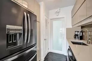3250 NE 28th St, Fort Lauderdale, FL 33308 - Photo 21