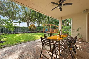 4636 Windward Cove Ln, Wellington, FL 33449 - Photo 19