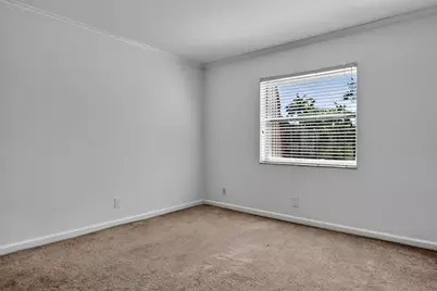 13 Jacaranda Drive #214, Plantation, FL 33324 - Photo 11