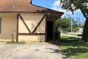800 SW 9th St, Hallandale Beach, FL 33009 - Photo 1