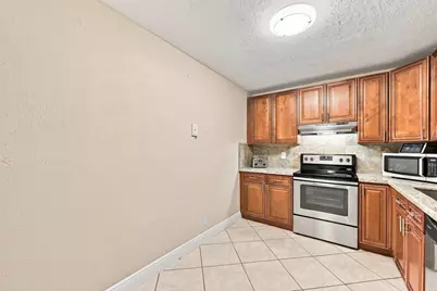 380 E Laurel Drive #5D, Margate, FL 33063 - Photo 11