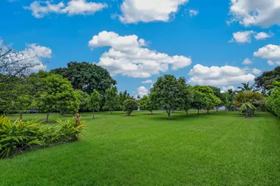 125 NE 146th Street, Miami, FL 33161 - Photo 3