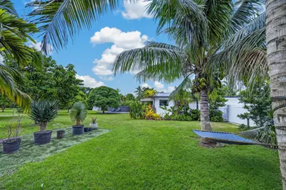 125 NE 146th Street, Miami, FL 33161 - Photo 17