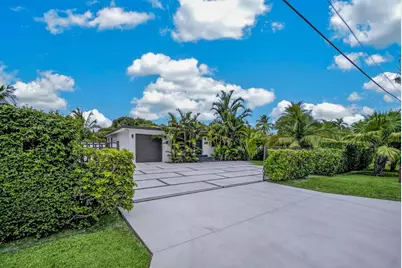 125 NE 146th Street, Miami, FL 33161 - Photo 23