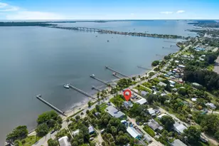 4360 NE Indian River Dr, Jensen Beach, FL 34957 - Photo 1