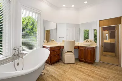 1100 Carolina Circle SW, Vero Beach, FL 32962 - Photo 31
