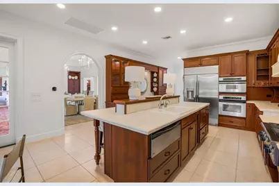 1100 Carolina Circle SW, Vero Beach, FL 32962 - Photo 17