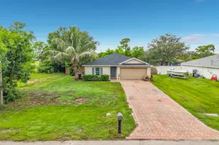 4306 NE 24th Pl, Cape Coral, FL 33909 - Photo 1